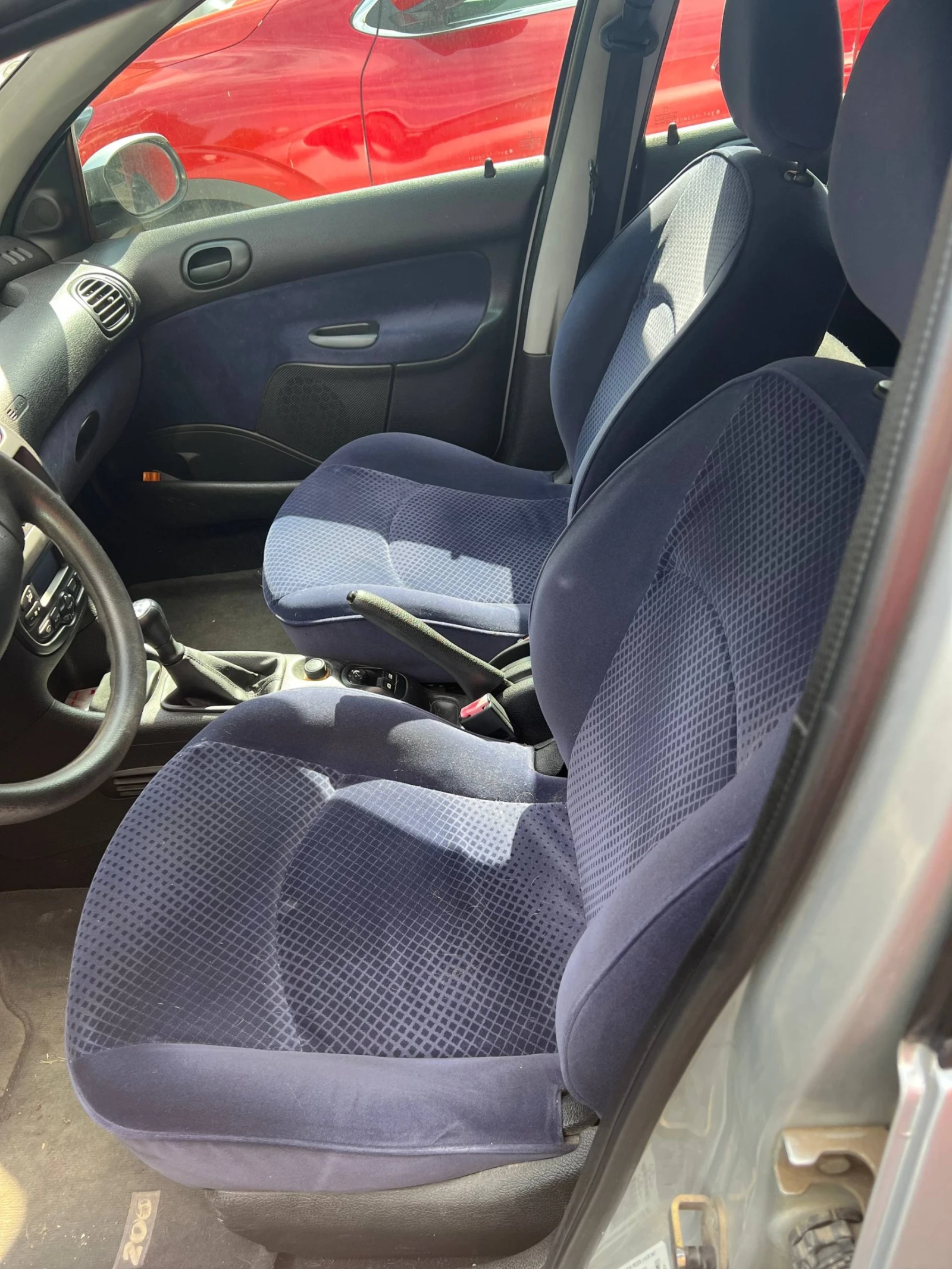 Peugeot 206 1.4i - изображение 9