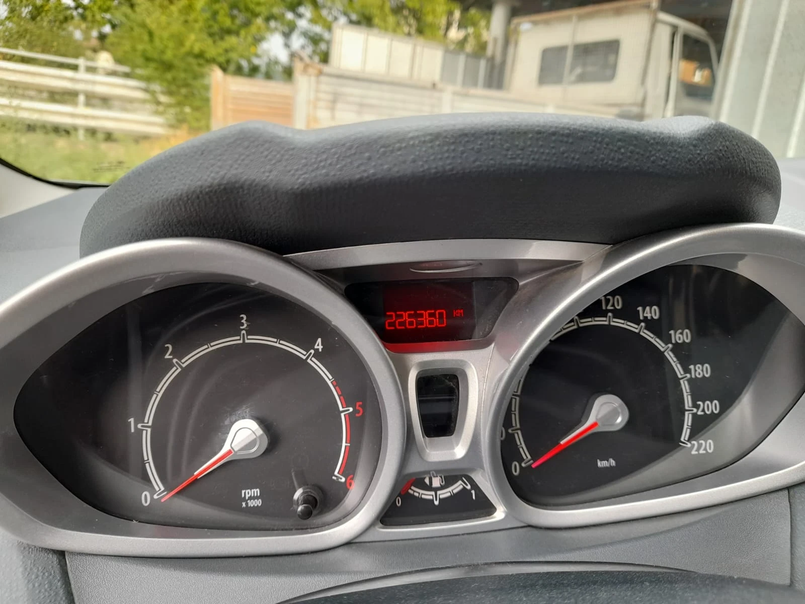 Ford Fiesta  - изображение 7