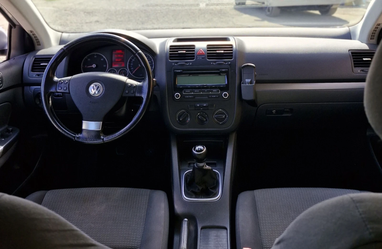 VW Golf 1.9 TDI Нов Внос  - изображение 7