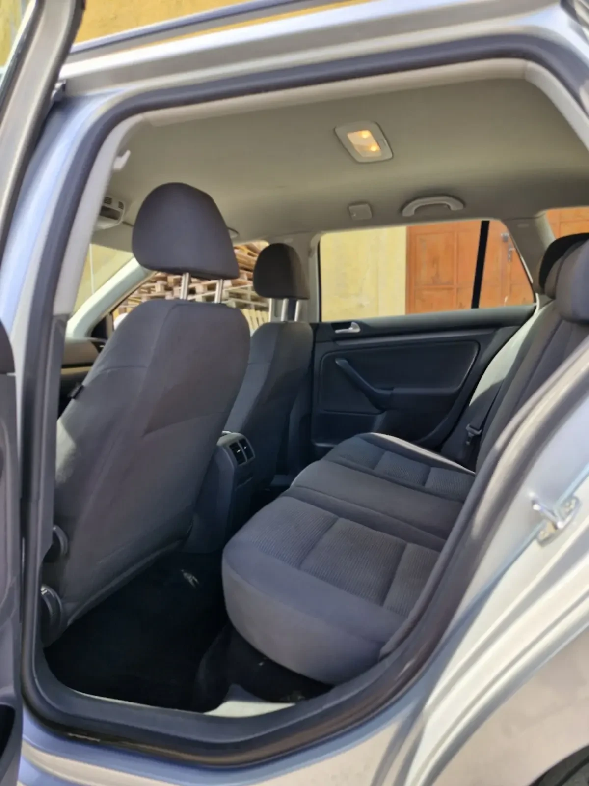 VW Golf 1.9 TDI Нов Внос  - изображение 10