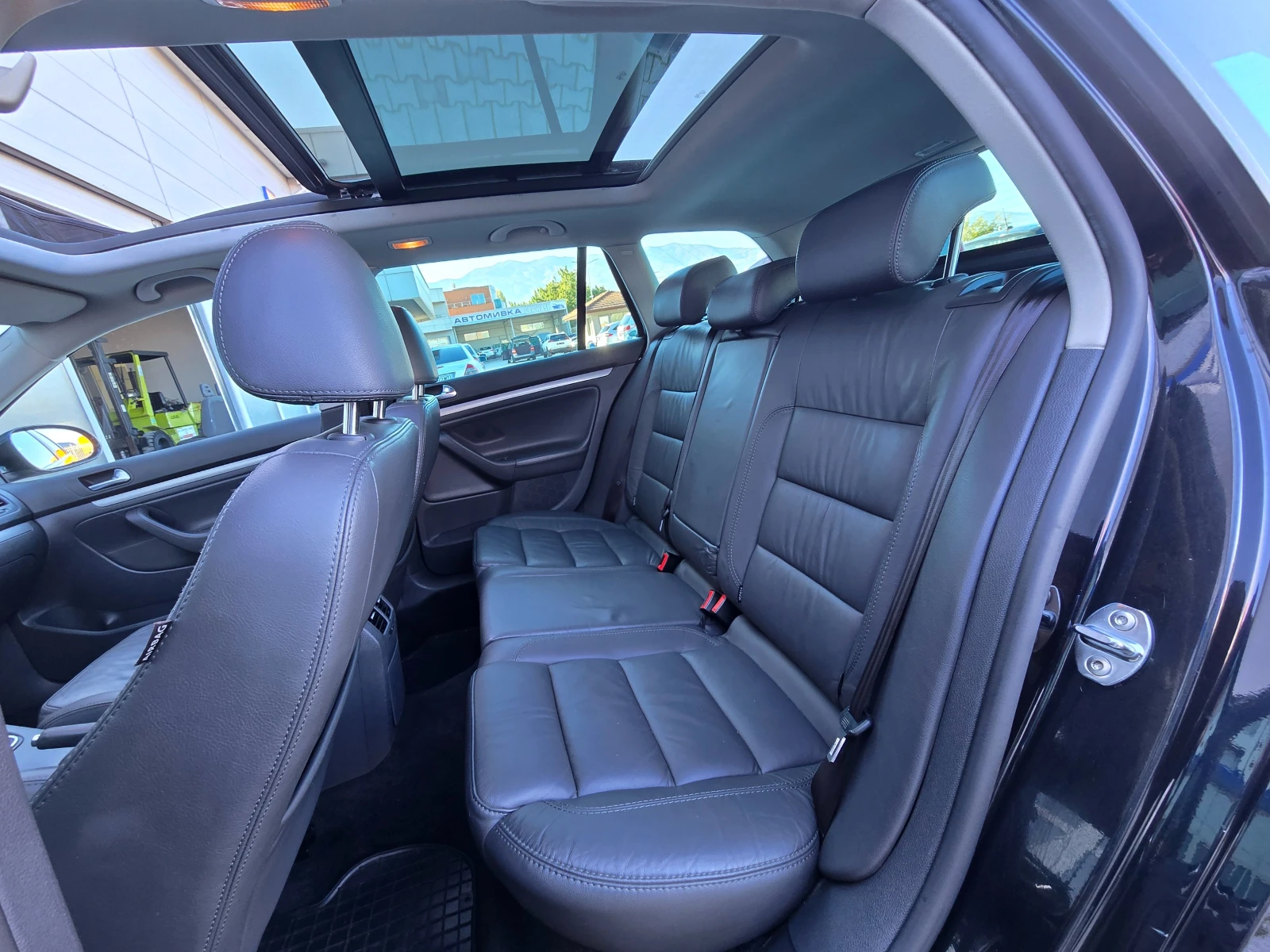 VW Golf Panorama!!Navi!!Xenon!!Top!! | Mobile.bg   13