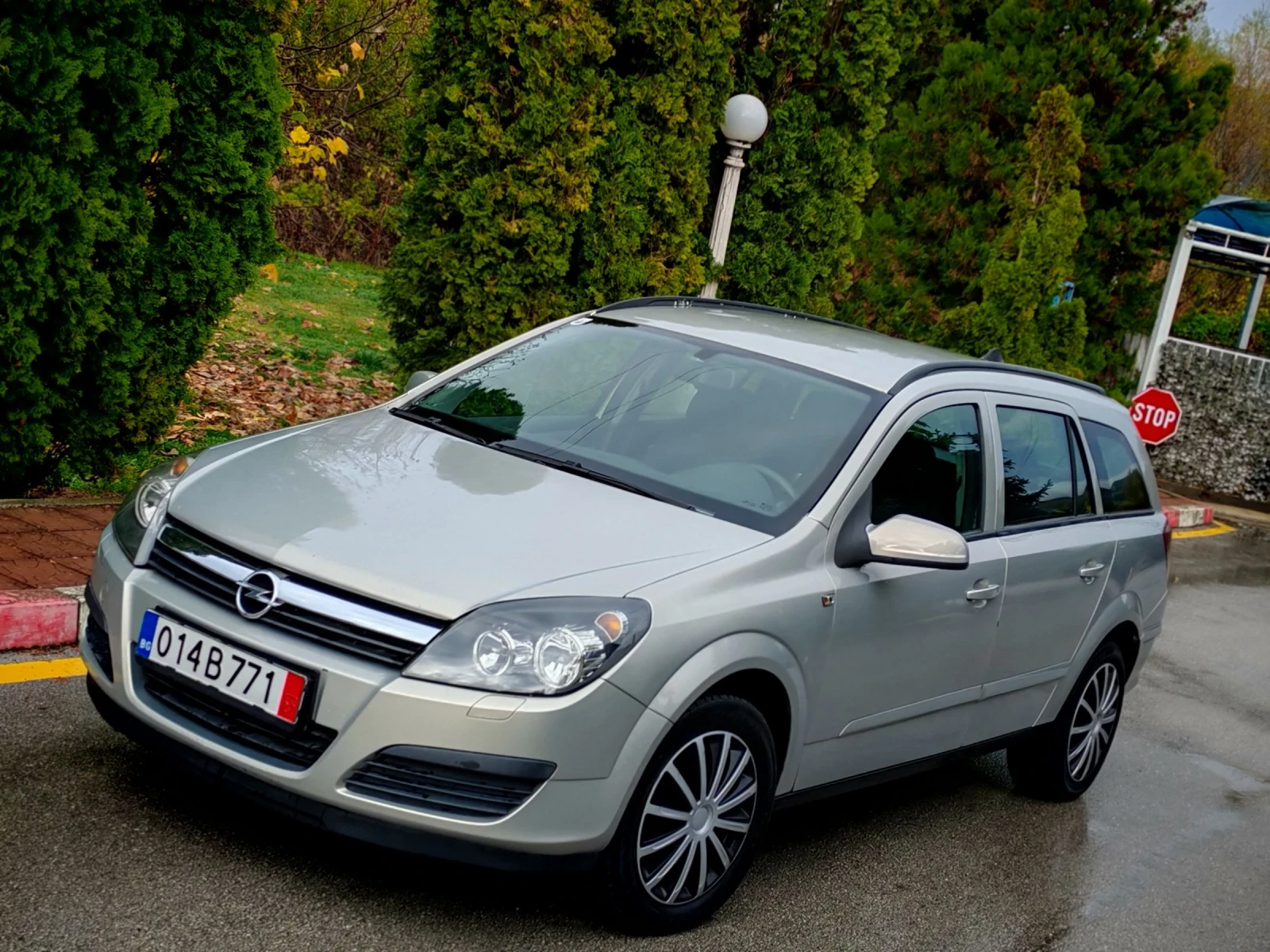 Opel Astra 1.9CDTI(120)* 6-СКОРОСТИ* ANDROID* НОВ ВНОС*  - изображение 2