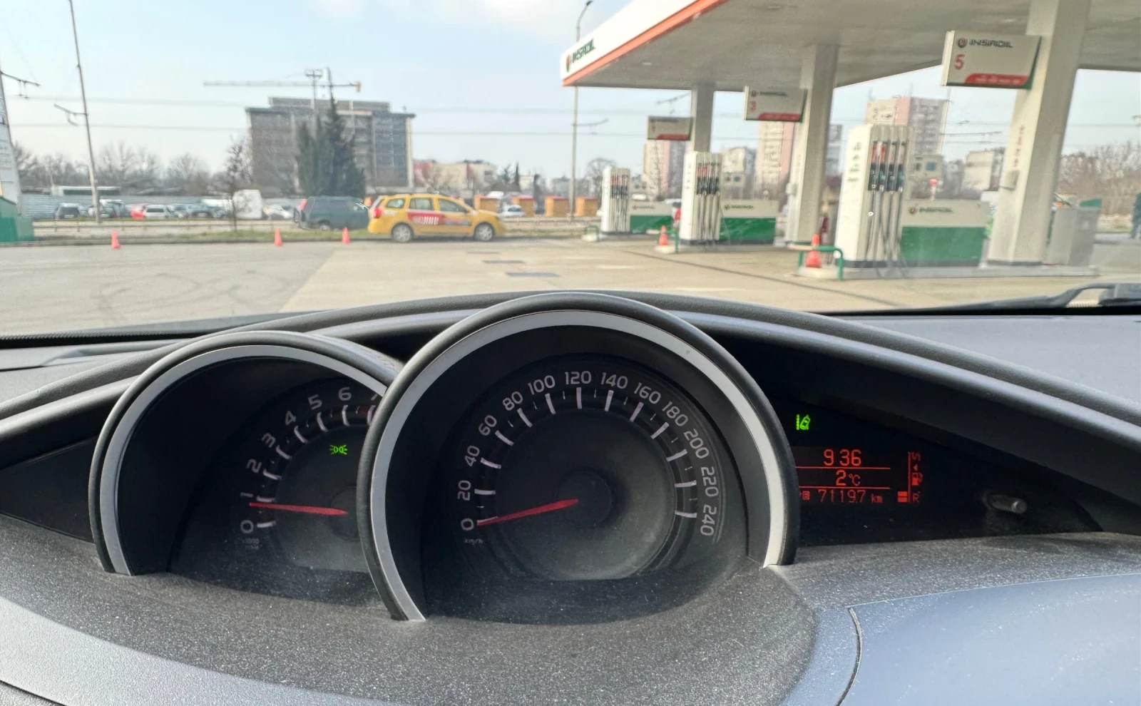 Toyota Verso 1.8 | Mobile.bg � ����������� 12