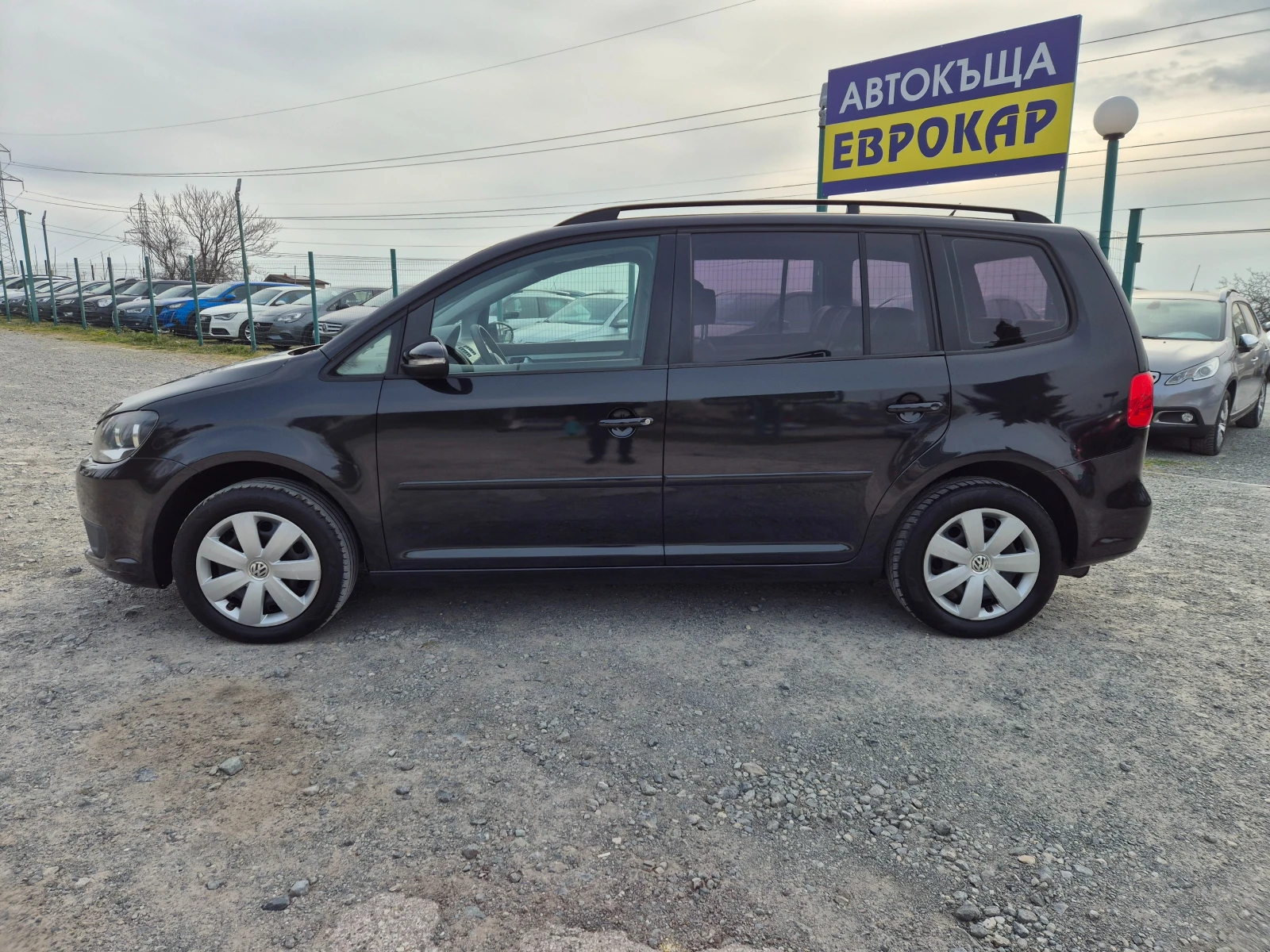 VW Touran 1.4i Фабр.Метан, снимка 2 - Автомобили и джипове - 53926727