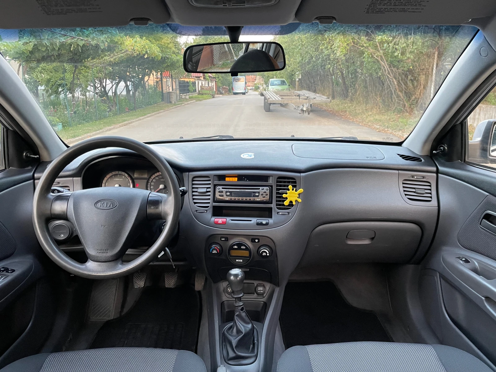 Kia Rio 1.4 I, снимка 16 - Автомобили и джипове - 54084709