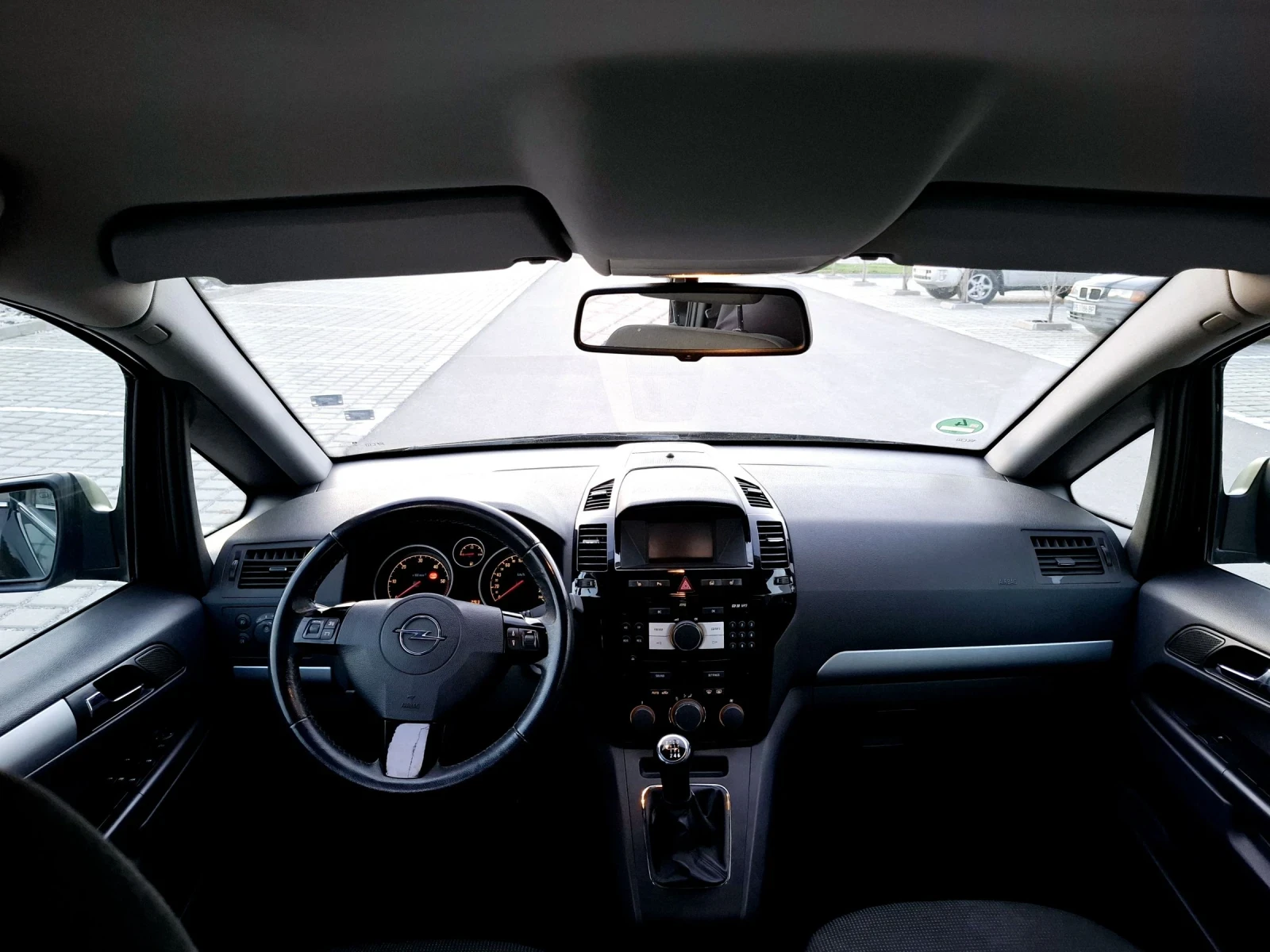 Opel Zafira B FACELIFT , снимка 9 - Автомобили и джипове - 54238019