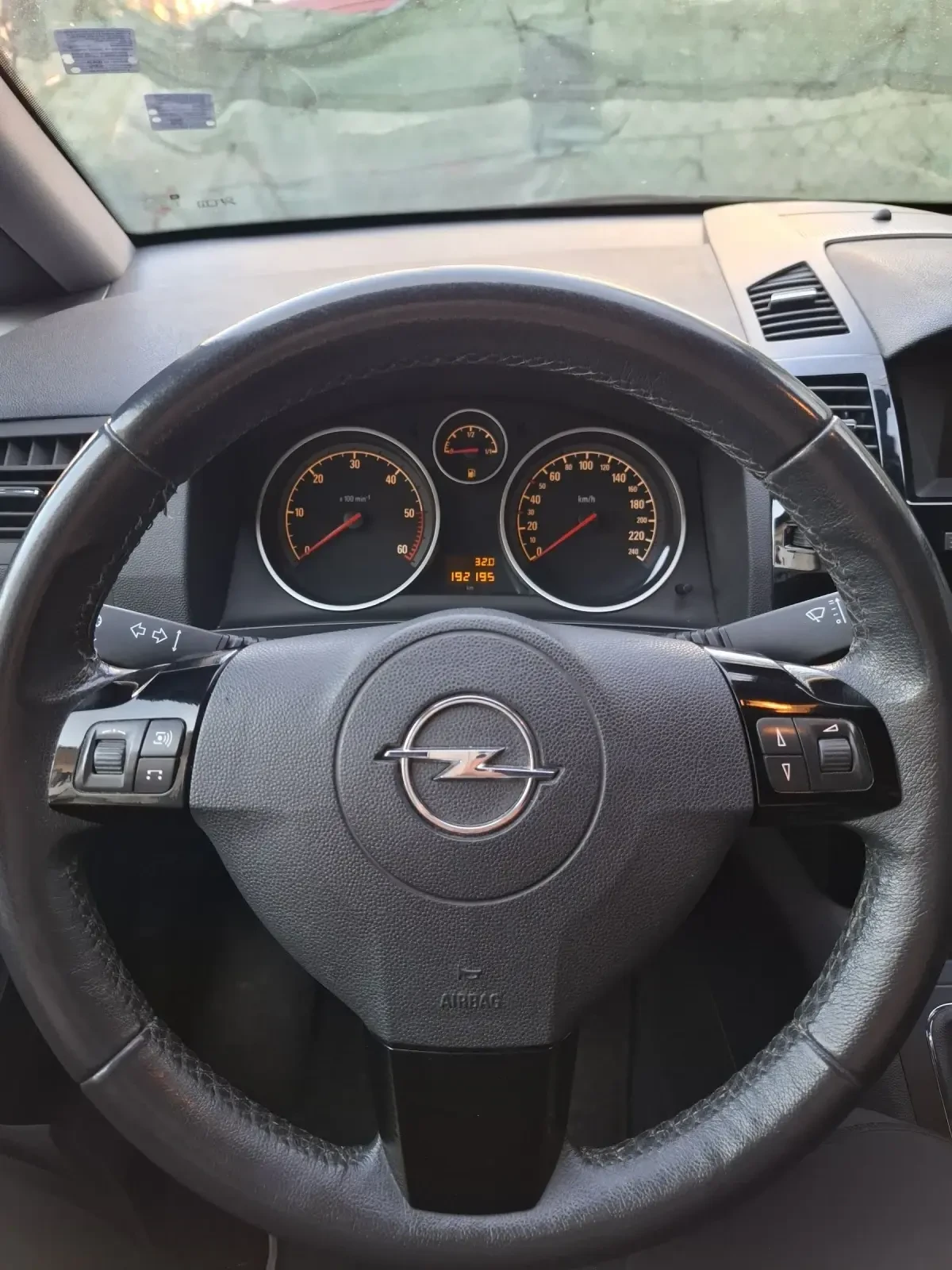 Opel Zafira B FACELIFT , снимка 10 - Автомобили и джипове - 54238019