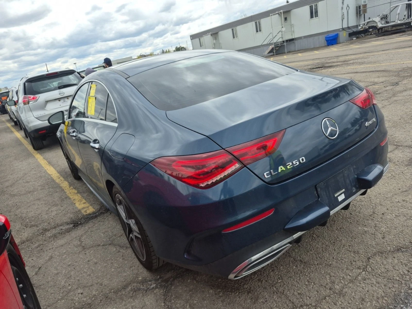 Mercedes-Benz CLA 250 AWD* АвтоКредит* (ЦЕНА ДО БГ), снимка 4 - Автомобили и джипове - 54429315