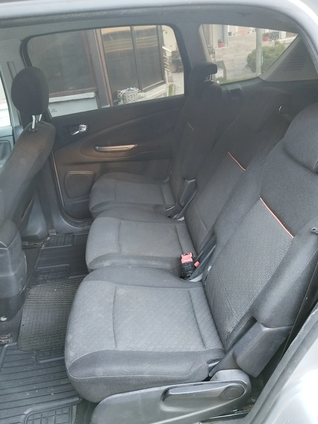 Ford S-Max 2.0TDCi, снимка 8 - Автомобили и джипове - 54443792