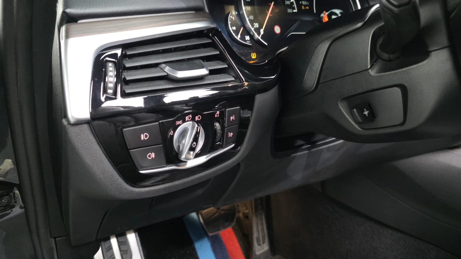 BMW 530 FACE LASER* M-PK* DISTRONIK* HEAD-UP* ������ ���� | Mobile.bg � ����������� 11