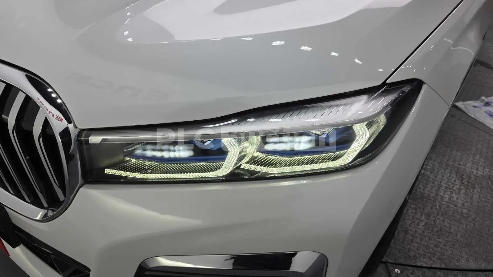 BMW 740 Li * IDIVIDUAL* МАСАЖ* ЛАЗЕР* ОБДУХВАНЕ* FULL* , снимка 5 - Автомобили и джипове - 54554476