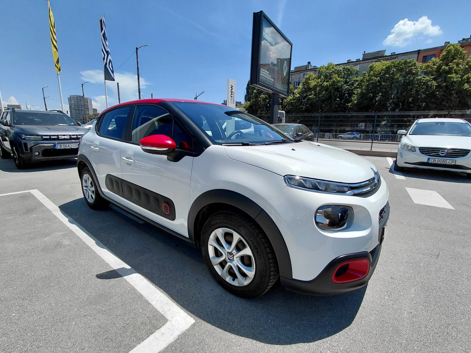 Citroen C3 1.2i/81к.с/Pure Tech, снимка 3 - Автомобили и джипове - 54882130