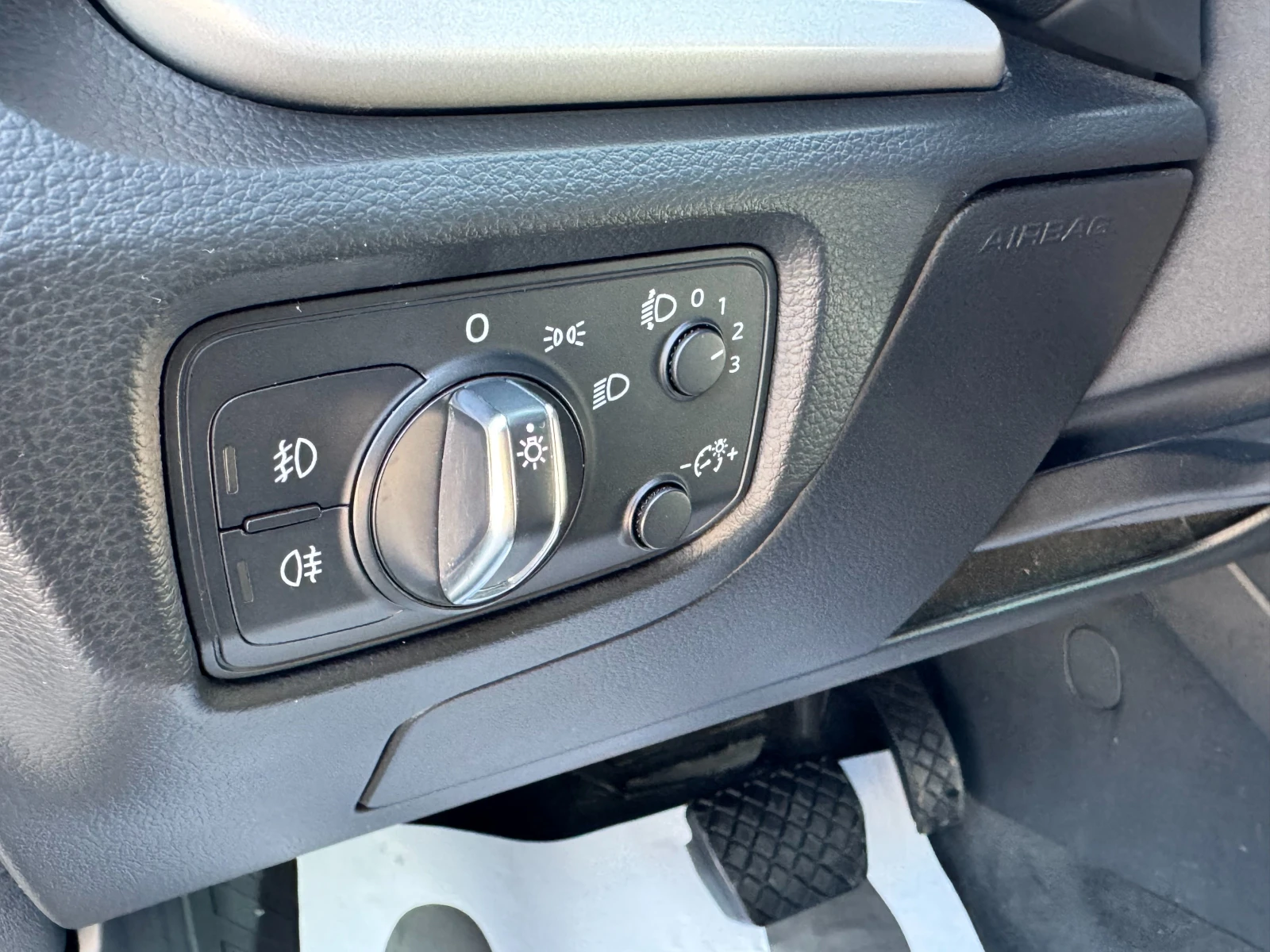 Audi A3 1.6d 110 к.с./ГАРАНЦИЯ, снимка 11 - Автомобили и джипове - 54985610