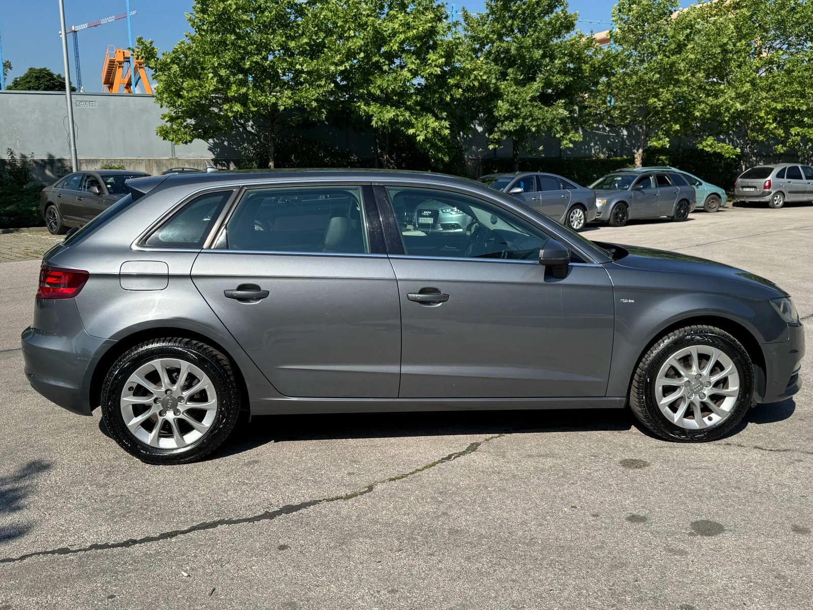 Audi A3 1.6d 110 к.с./ГАРАНЦИЯ, снимка 6 - Автомобили и джипове - 54985610