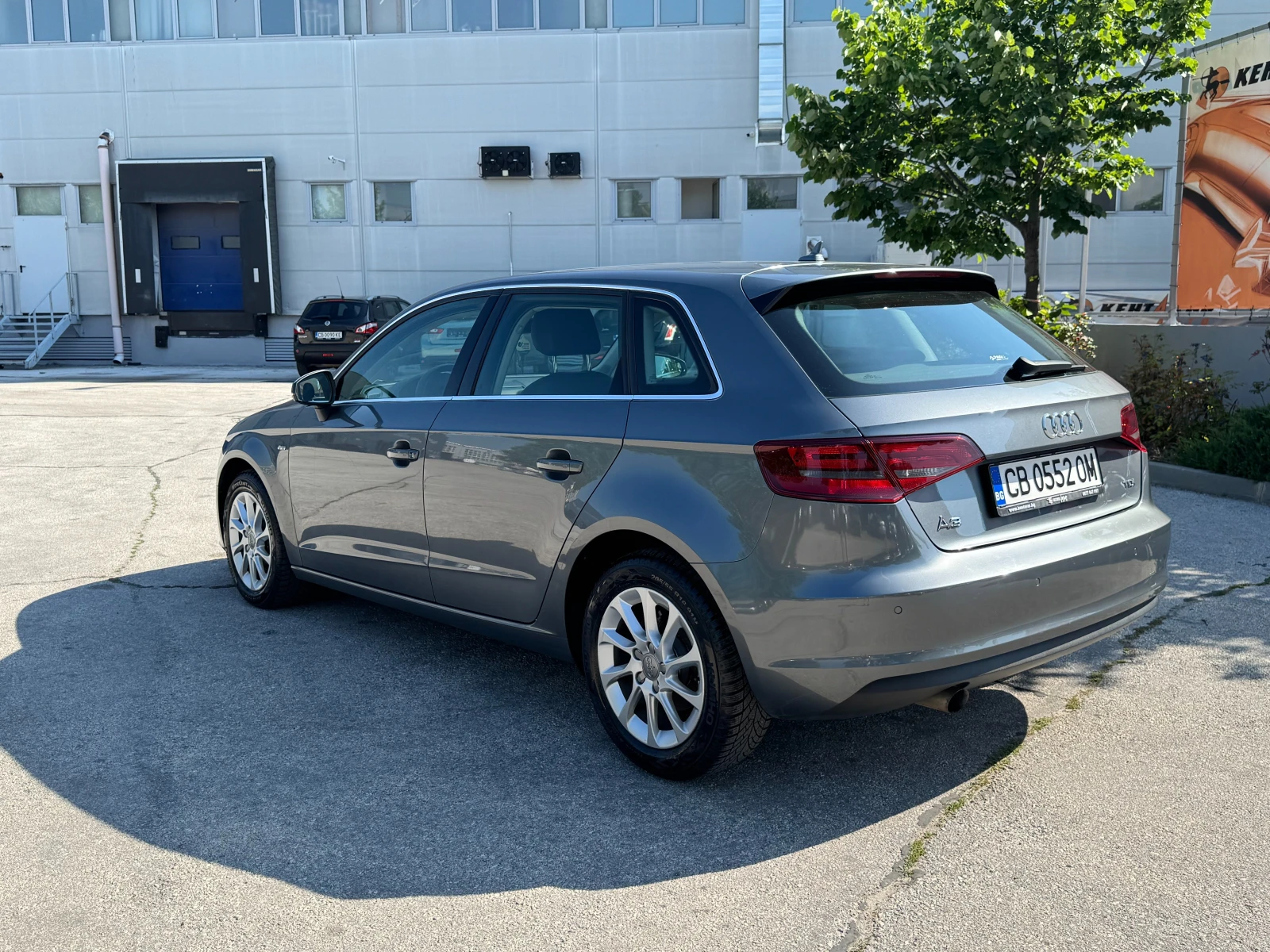 Audi A3 1.6d 110 к.с./ГАРАНЦИЯ, снимка 3 - Автомобили и джипове - 54985610