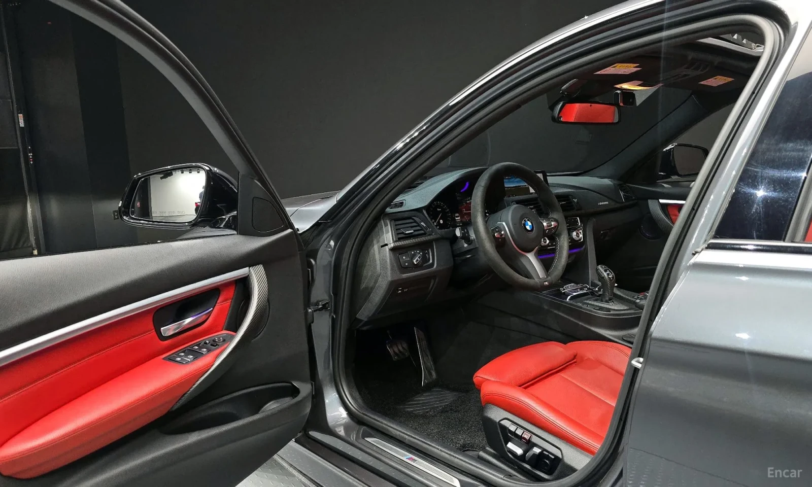 BMW 330 M-PACK* SHADOW-LINE* FACELIFT* FULL* HUD* PODGREV*, снимка 10 - Автомобили и джипове - 55100549