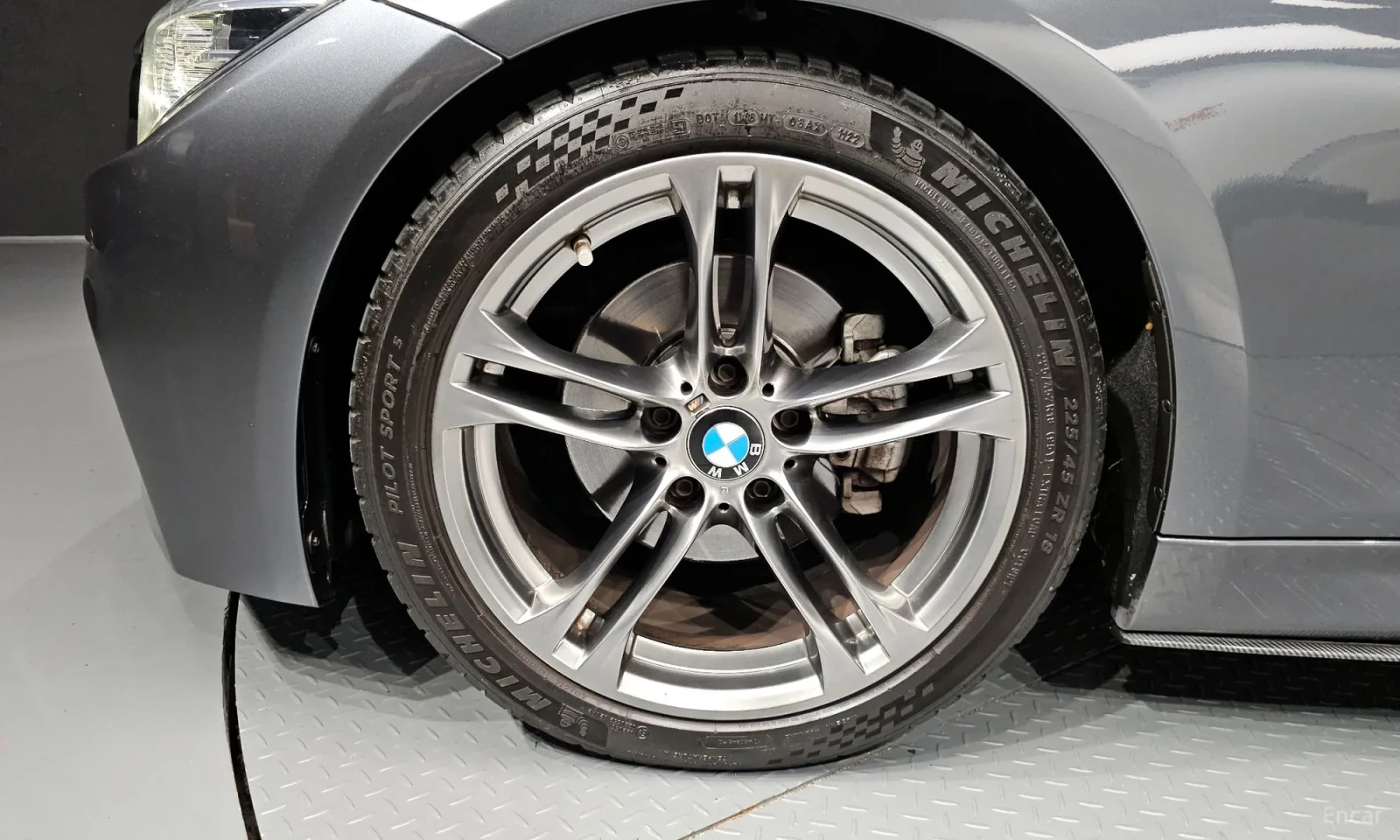 BMW 330 M-PACK* SHADOW-LINE* FACELIFT* FULL* HUD* PODGREV*, снимка 5 - Автомобили и джипове - 55100549