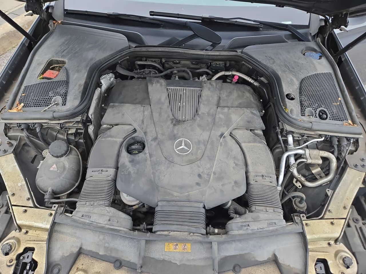 Mercedes-Benz E 400 * CARFAX * ЦЕНА ДО БГ, снимка 12 - Автомобили и джипове - 55471092