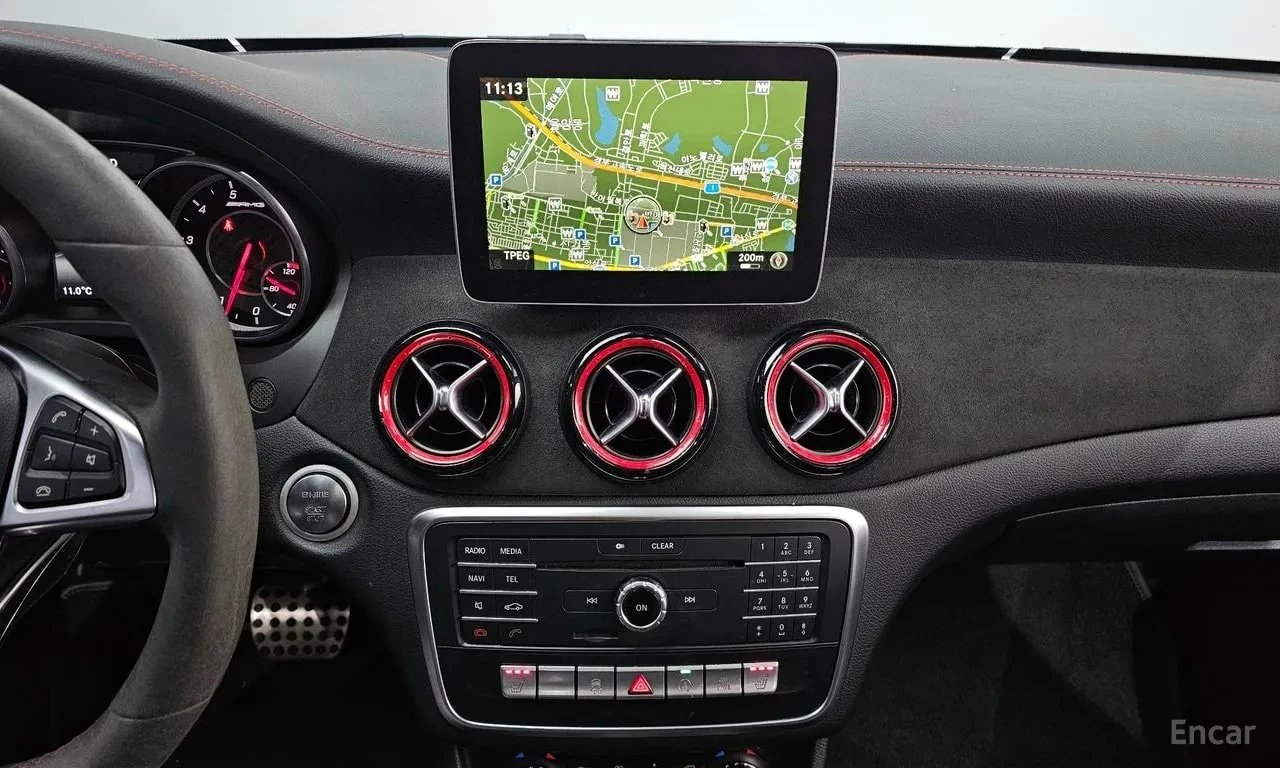 Mercedes-Benz CLA 45 AMG 4MATIC * КРАЙНА ЦЕНА ДО БЪЛГАРИЯ, снимка 15 - Автомобили и джипове - 55843186