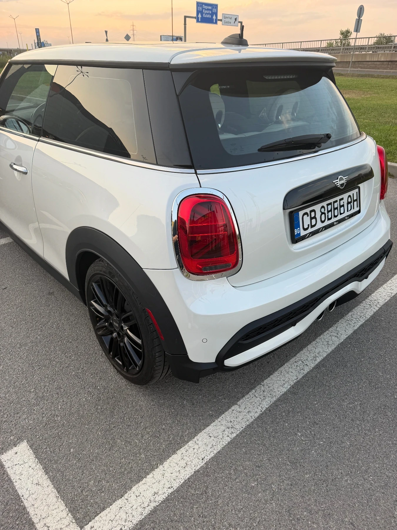 Mini Cooper s MINI Cooper S 2.0 Turbo 192 к.с. Automatic / 2023 , снимка 4 - Автомобили и джипове - 55900061