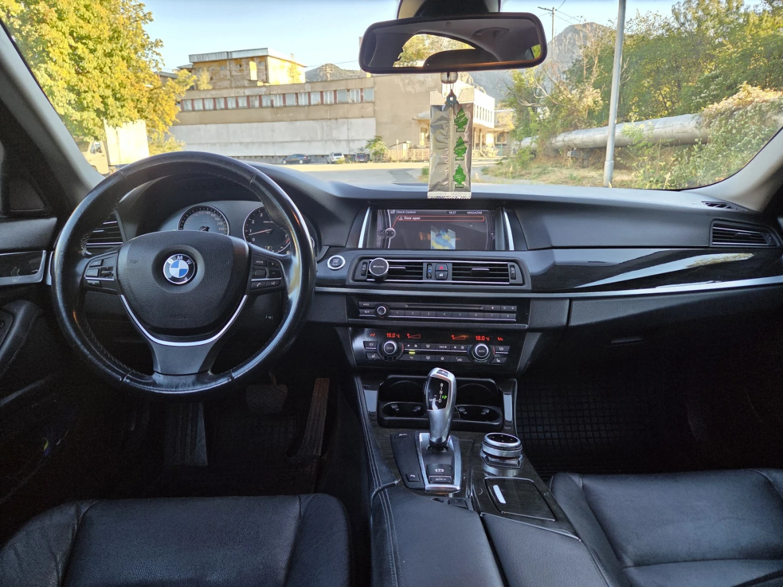 BMW 523, снимка 7 - Автомобили и джипове - 55990525