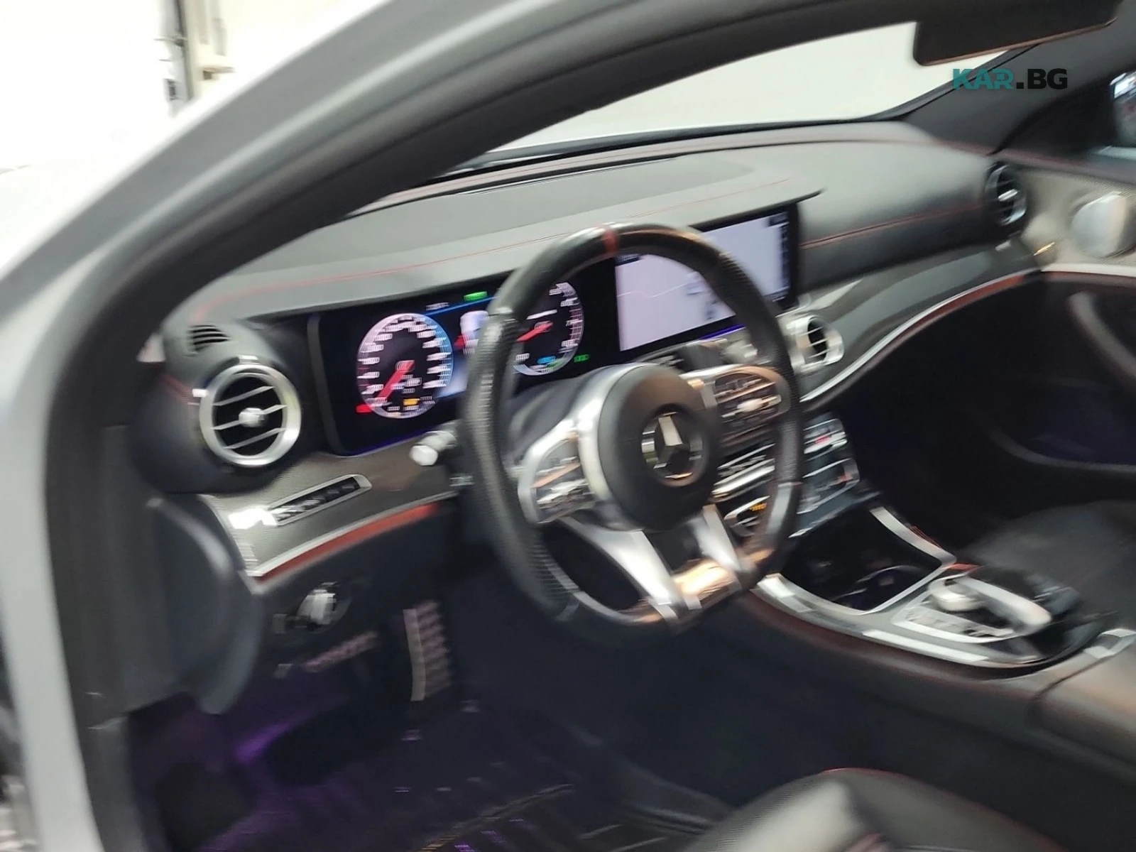 Mercedes-Benz E 53 AMG * АвтоКредит * (ЦЕНА ДО БГ), снимка 6 - Автомобили и джипове - 56125354