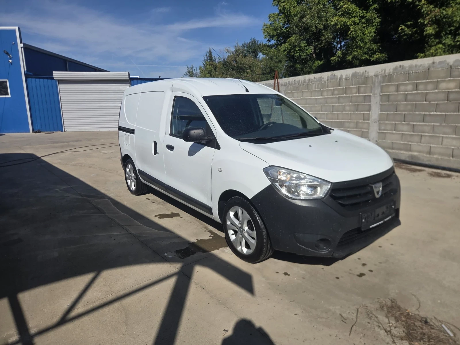 Dacia Dokker 1.5, снимка 2 - Автомобили и джипове - 56148019