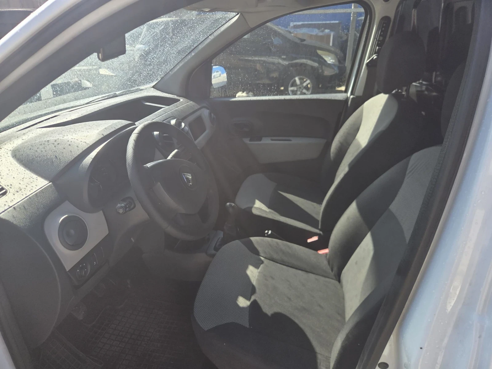 Dacia Dokker 1.5, снимка 5 - Автомобили и джипове - 56148019
