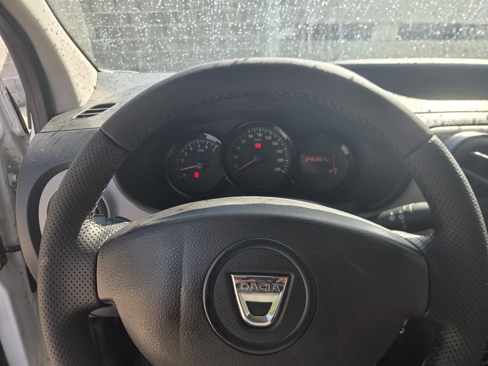 Dacia Dokker 1.5, снимка 6 - Автомобили и джипове - 56148019