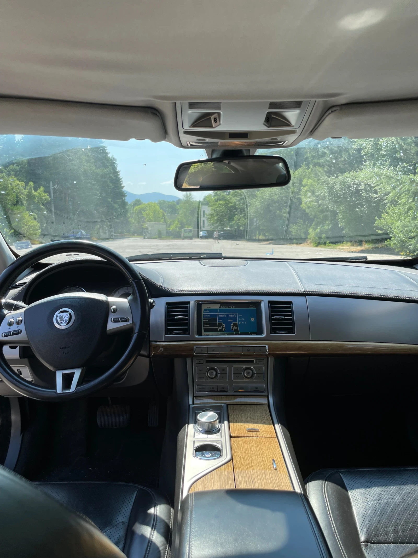 Jaguar Xf, снимка 10 - Автомобили и джипове - 56210703