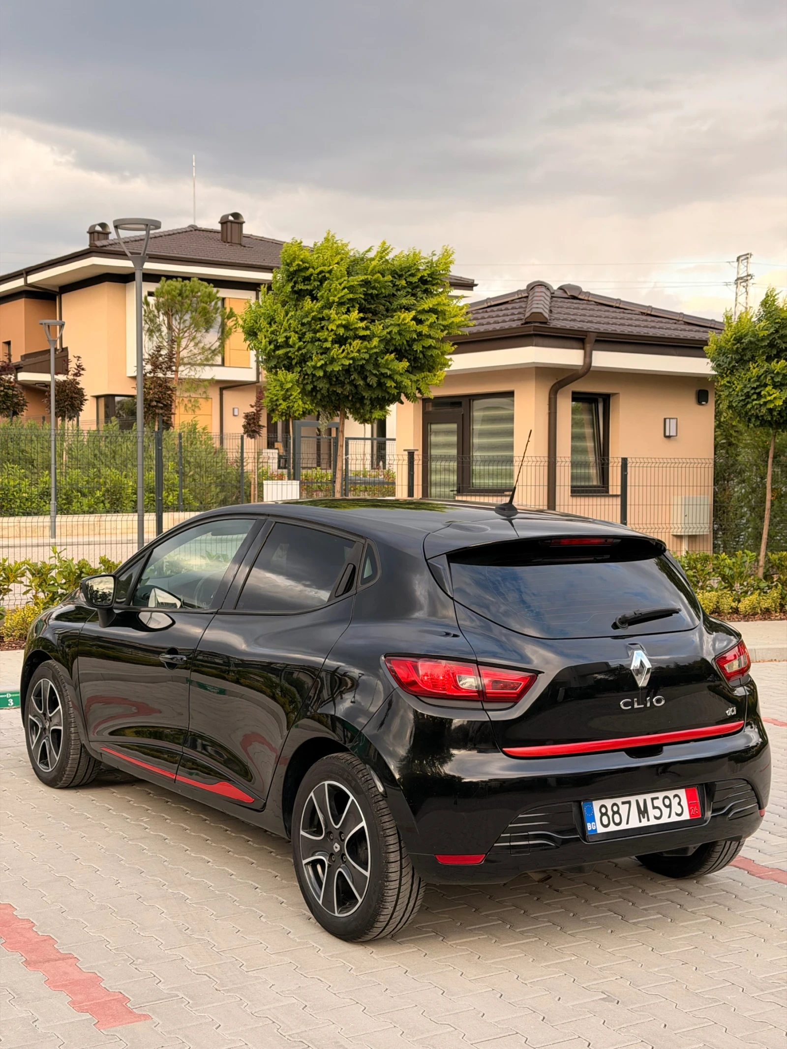 Renault Clio Red Line, снимка 5 - Автомобили и джипове - 56261547