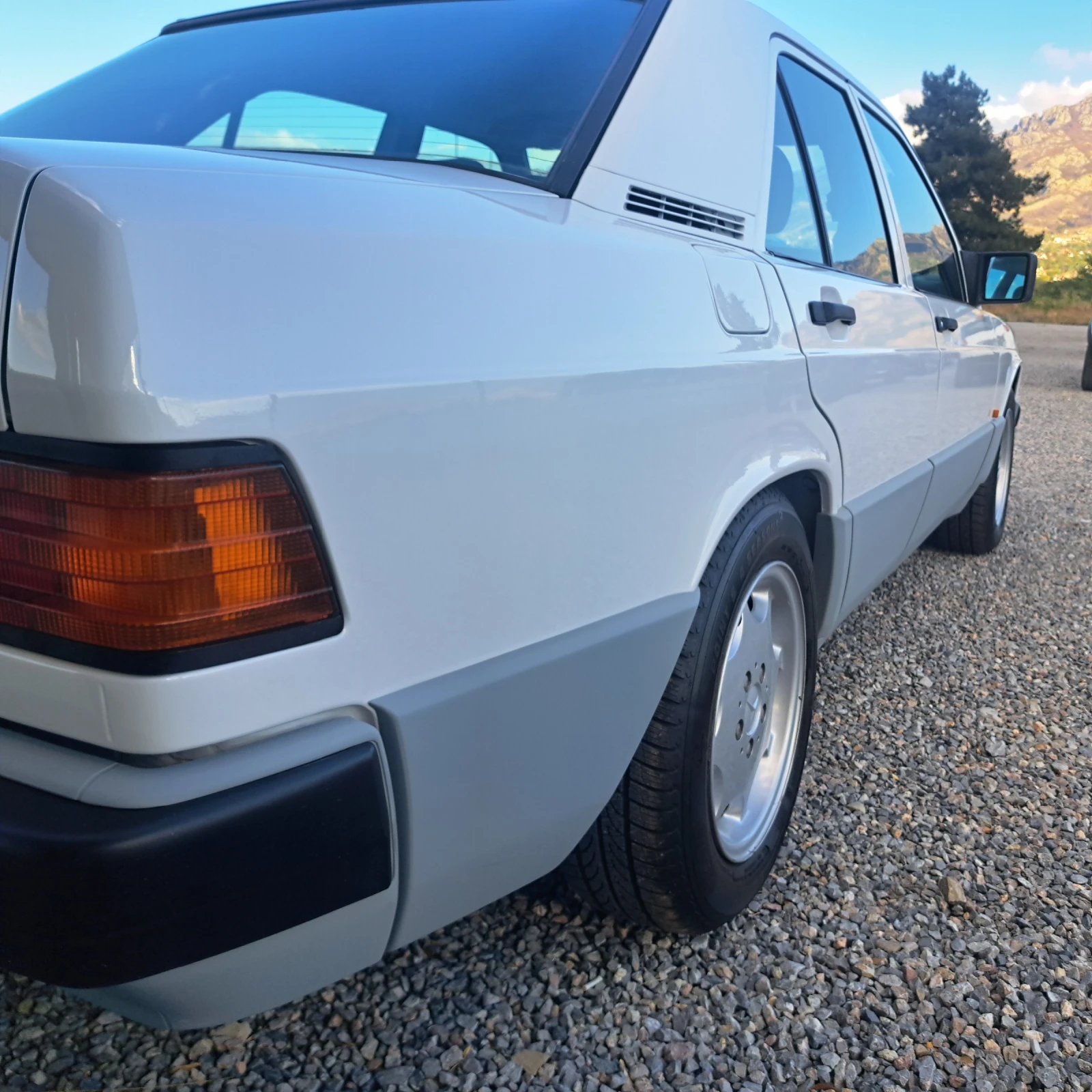 Mercedes-Benz 190 E* 1.8* BENZ* ������!*  | Mobile.bg � ����������� 9