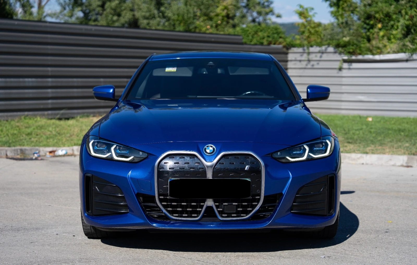 BMW i4 83.9 kWh eDrive 40, снимка 2 - Автомобили и джипове - 56407293