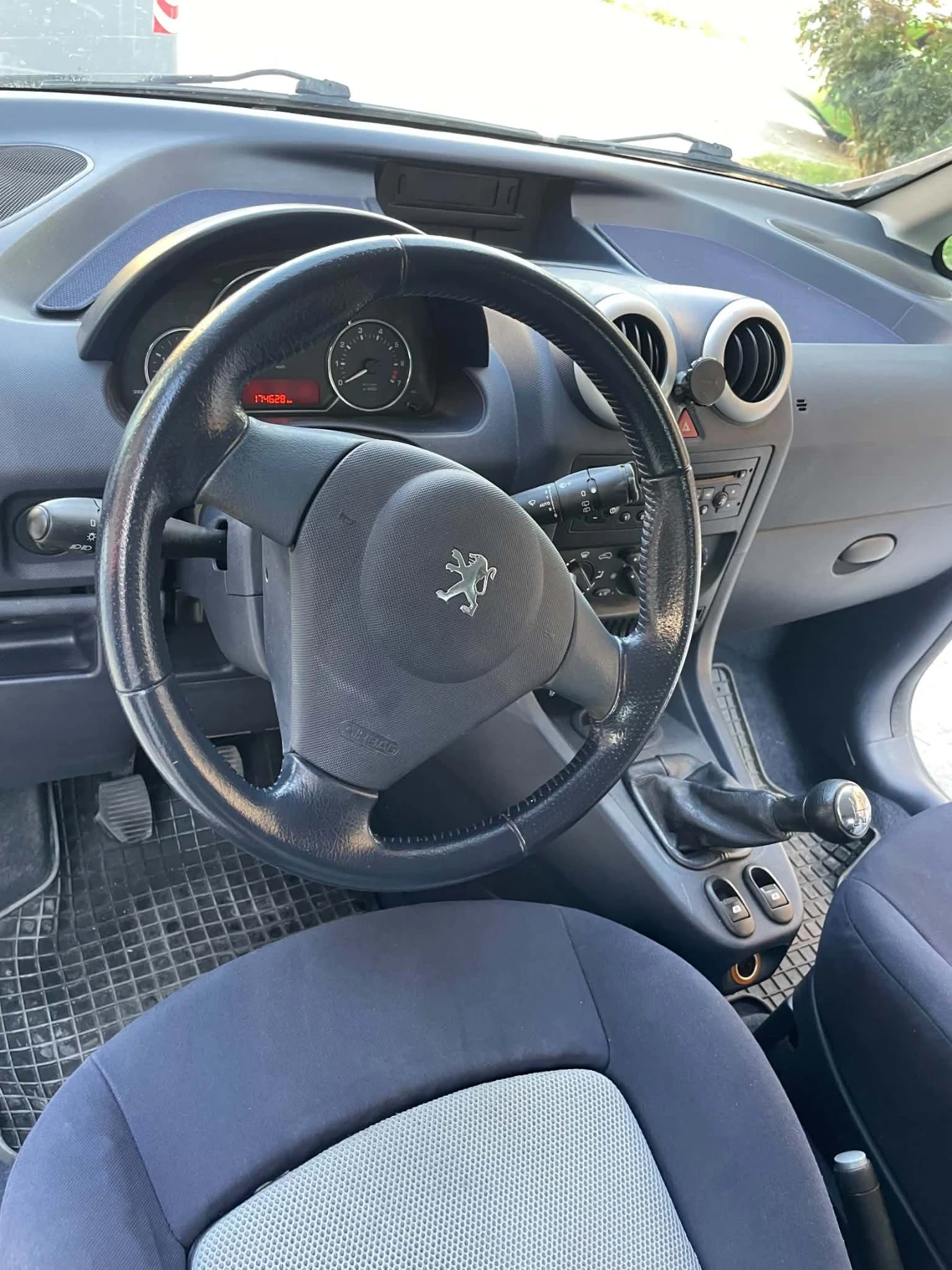 Peugeot 1007, снимка 6 - Автомобили и джипове - 56442572