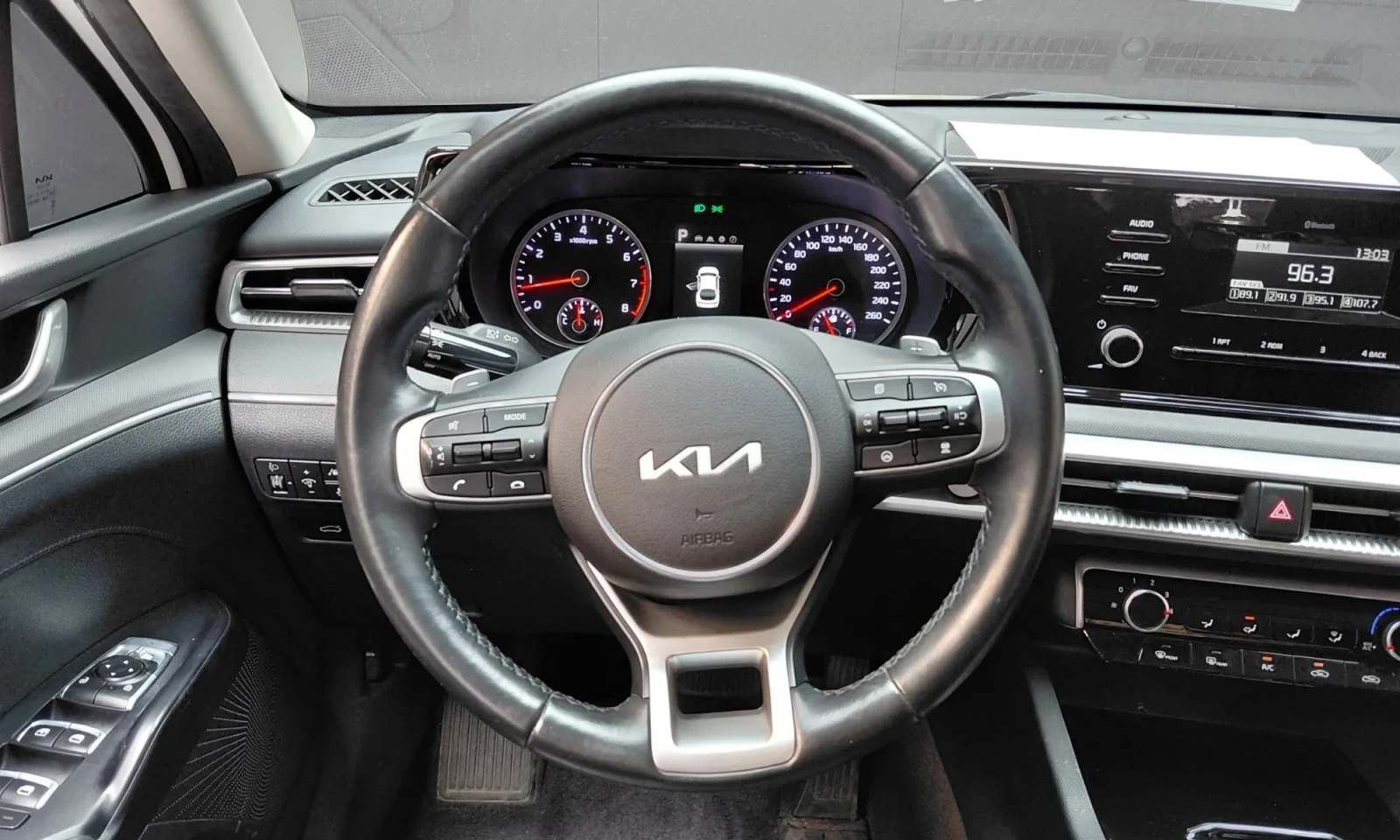 Kia K5, снимка 12 - Автомобили и джипове - 56569643