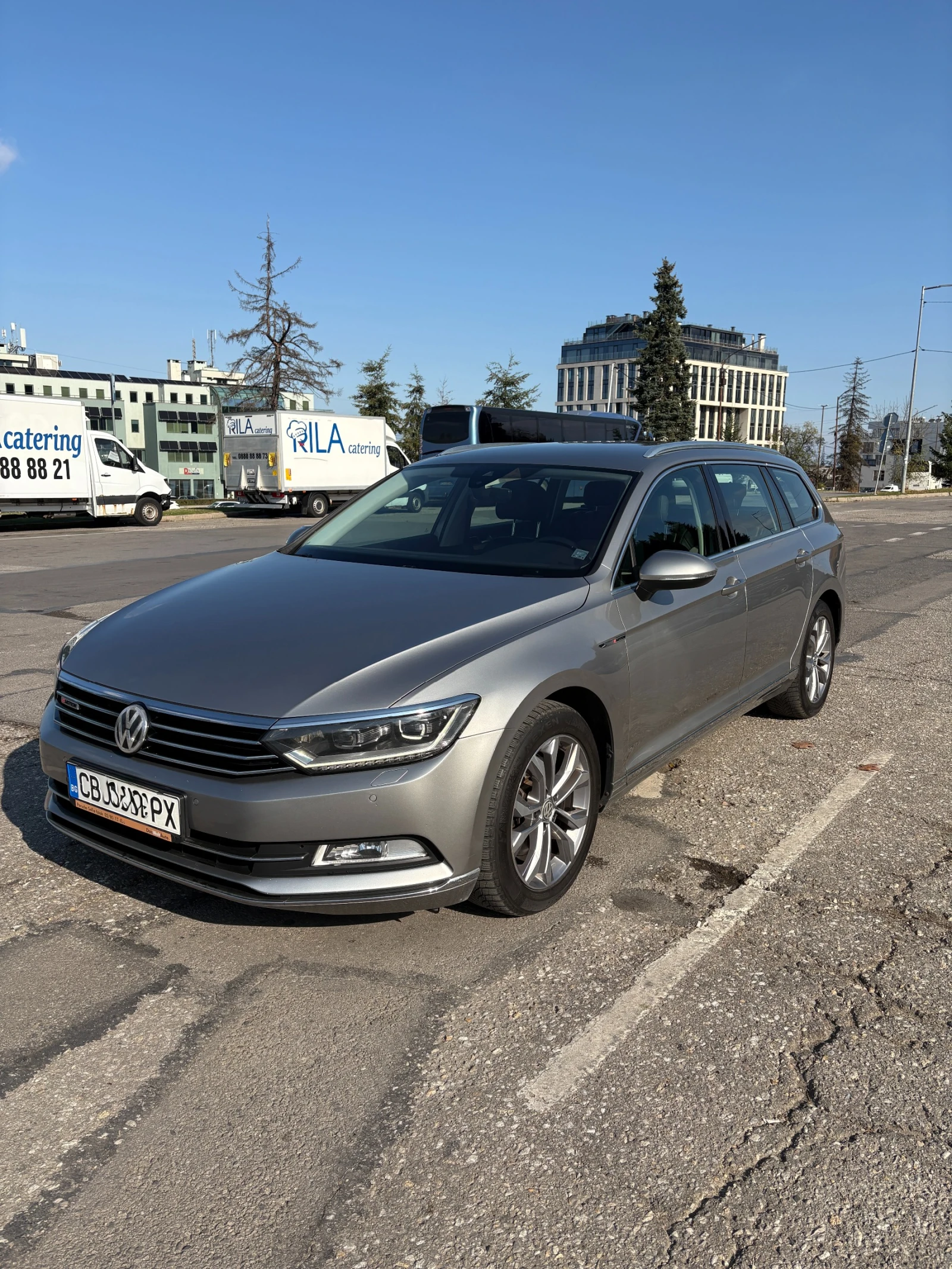 VW Passat VW Passat Variant B8 Highline 4Motion 2016 г., снимка 4 - Автомобили и джипове - 56645260