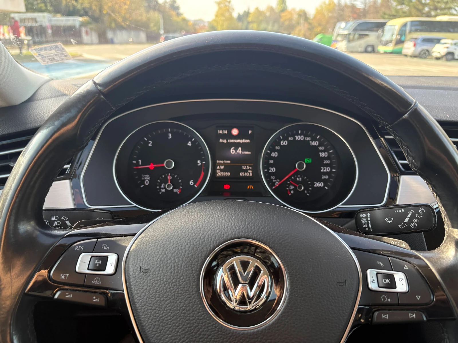 VW Passat VW Passat Variant B8 Highline 4Motion 2016 г., снимка 11 - Автомобили и джипове - 56645260