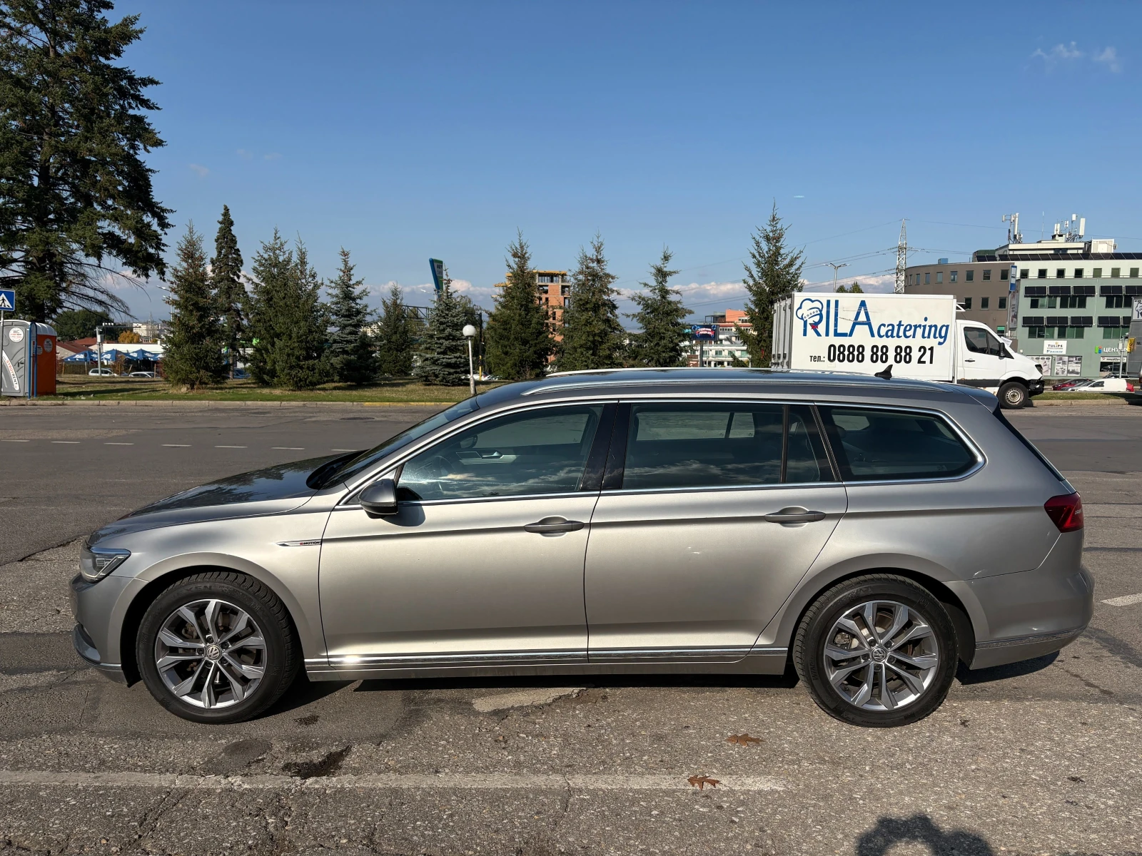 VW Passat VW Passat Variant B8 Highline 4Motion 2016 г., снимка 6 - Автомобили и джипове - 56645260
