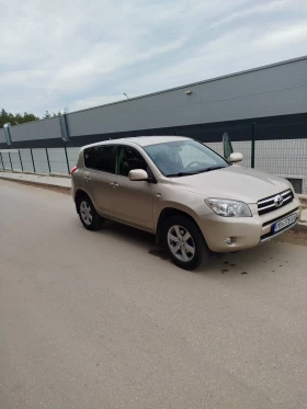 Toyota Rav4 2.2, снимка 9