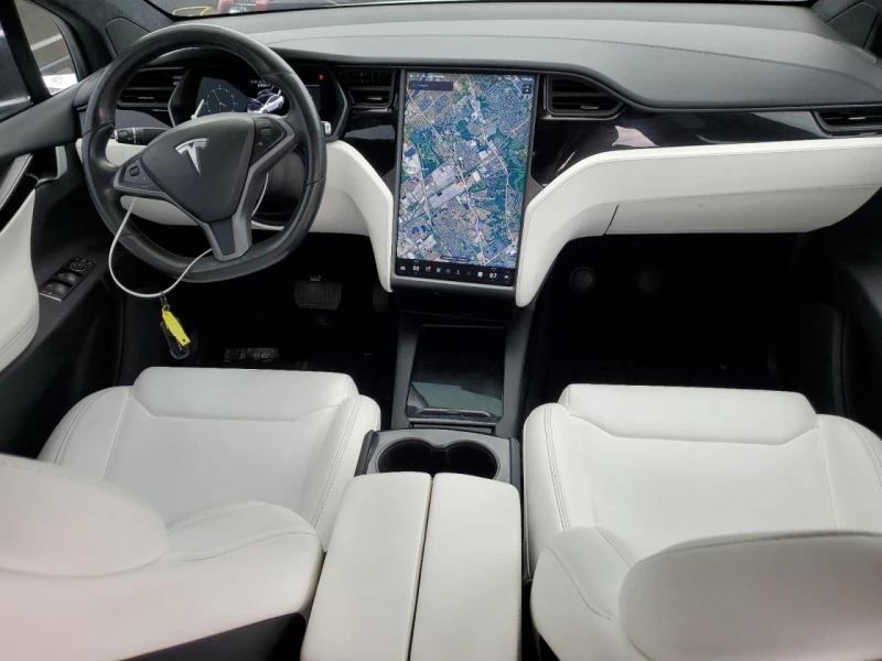 Tesla Model X 75D AWD, снимка 8 - Автомобили и джипове - 47345050