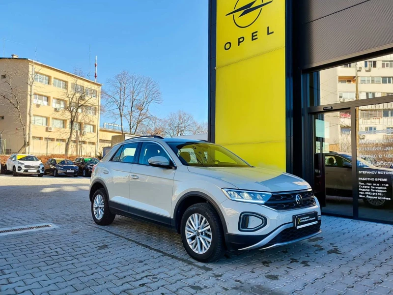 VW T-Roc LIFE 2.0 TDI (150hp) DSG7, снимка 1 - Автомобили и джипове - 48440794