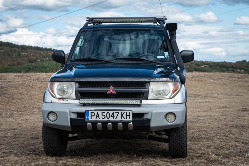 Mitsubishi Pajero pinin 1.8 MPI, снимка 8 - Автомобили и джипове - 52451861