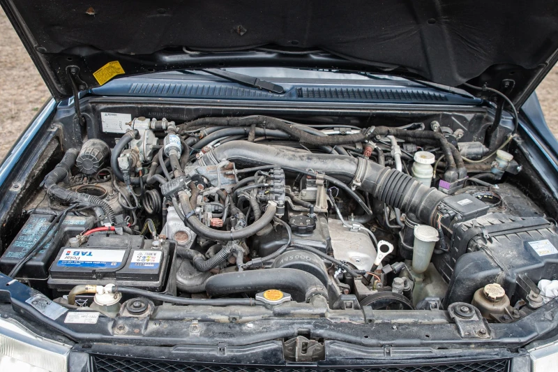 Mitsubishi Pajero pinin 1.8 MPI, снимка 3 - Автомобили и джипове - 52451861