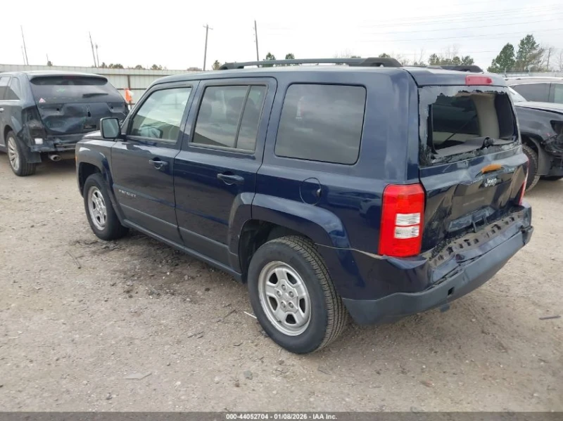 Jeep Patriot 2.4L I-4 DOHC, VVT, 172HP Front Wheel Drive, снимка 4 - Автомобили и джипове - 53235055