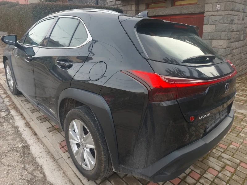 Lexus UX 250h 2.0 184к.с Хибрид във Гаранция , снимка 5 - Автомобили и джипове - 53417899