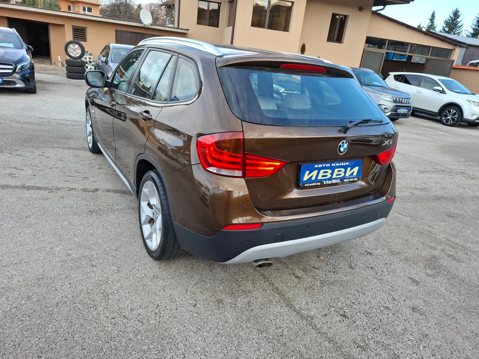 BMW X1 2.0D XDRIVE - изображение 3