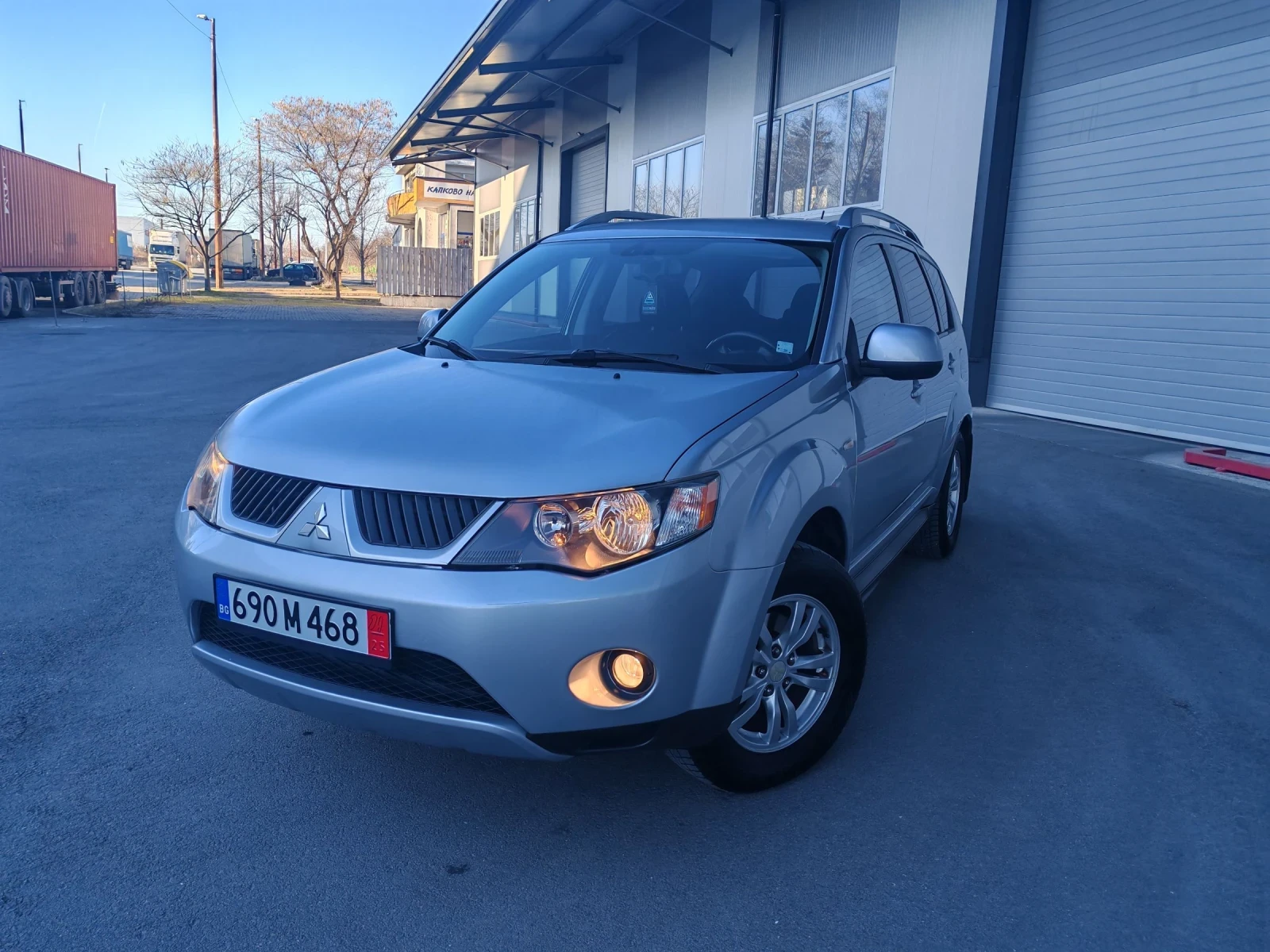 Mitsubishi Outlander 2.4i GAZ 4X4 7+ 1M 2009G - [1] 