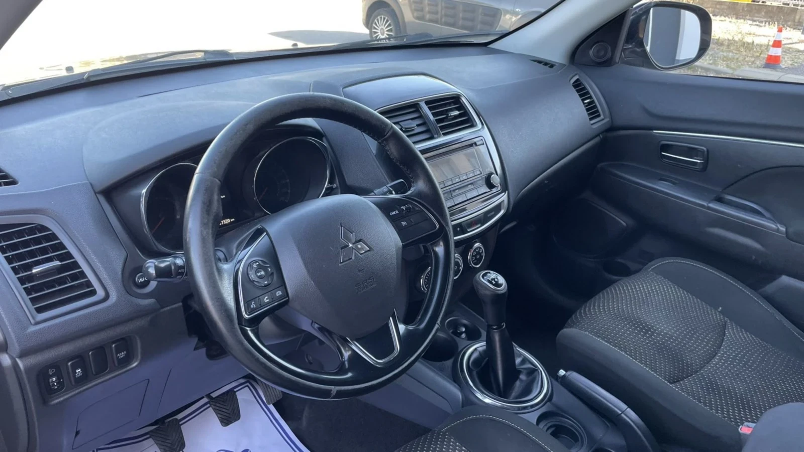 Mitsubishi ASX 1.6I KLIMA - изображение 8