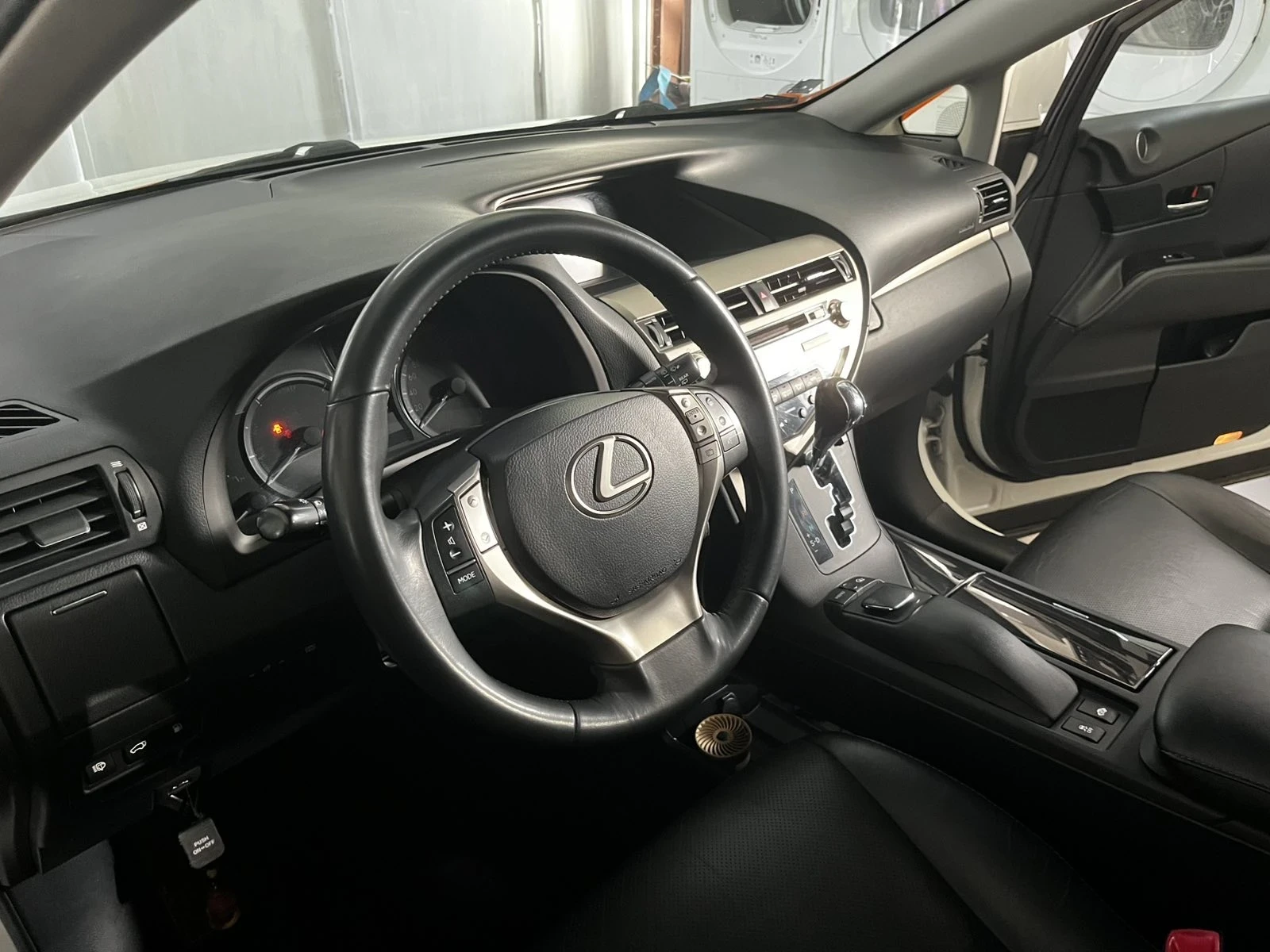 Lexus RX 350  - изображение 10