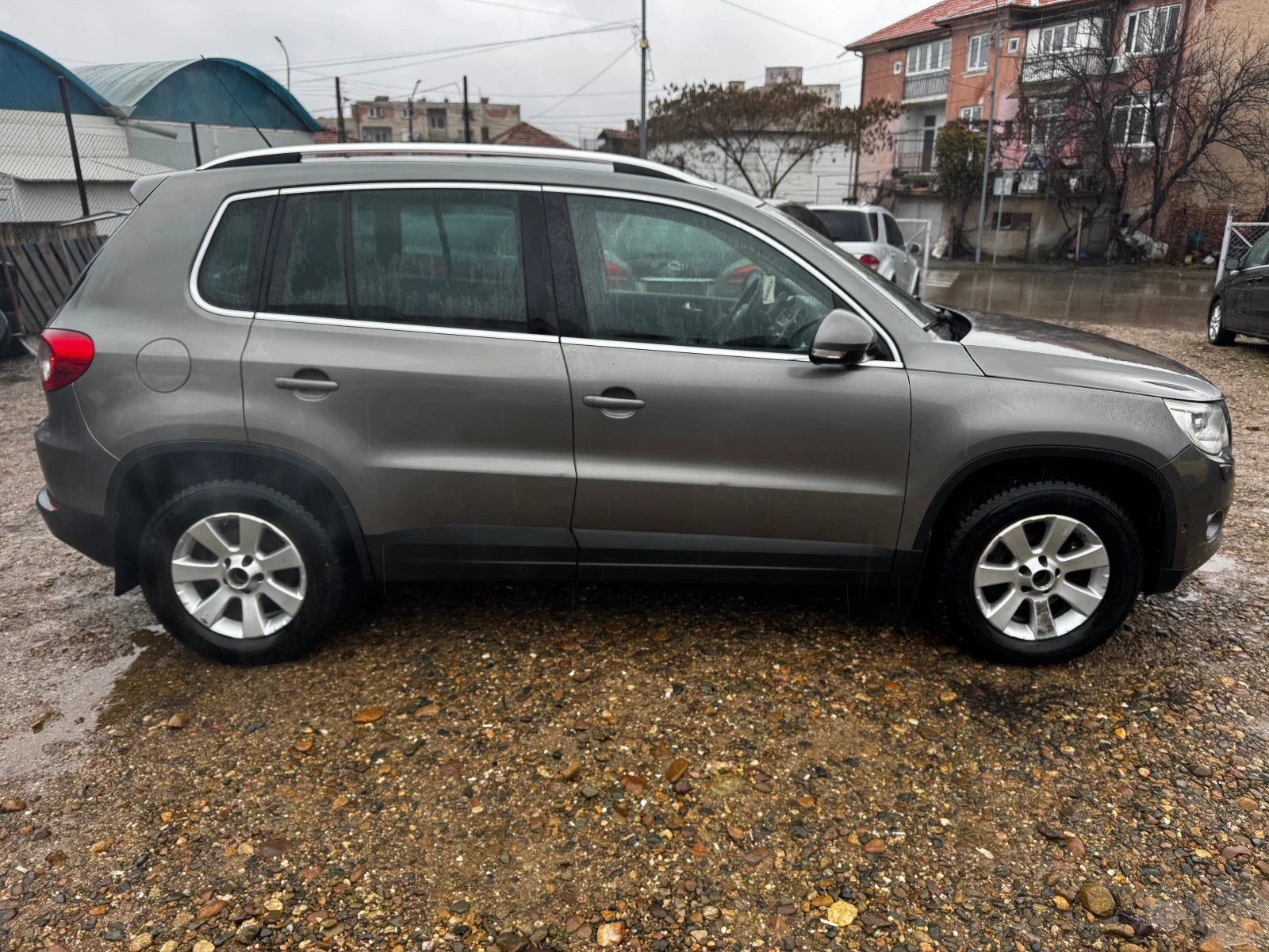 VW Tiguan 2.0TDI-140* XENON* PANORAMA* KLIMA*  | Mobile.bg � ����������� 4
